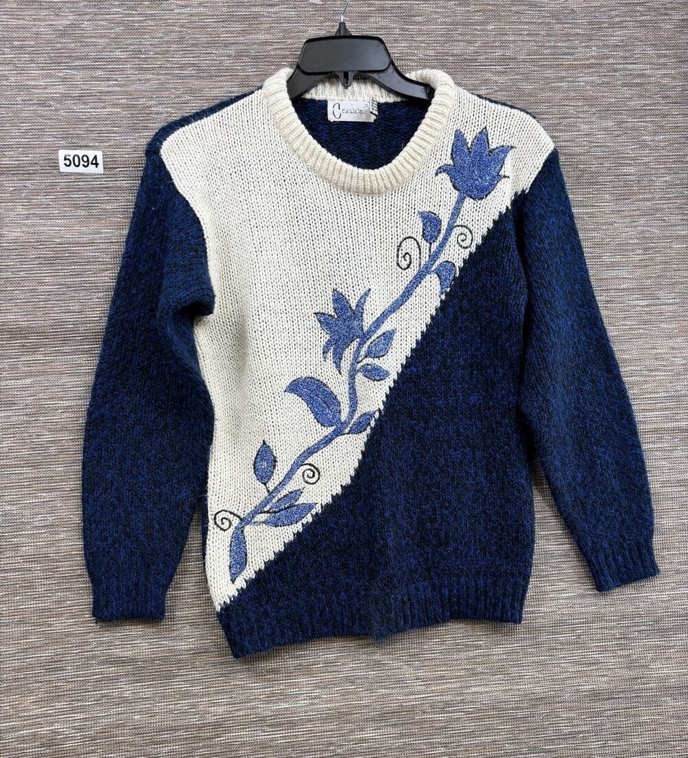 Vintage Carducci Sweater Womens Small Blue Floral Embroidered Knit Pullover Top